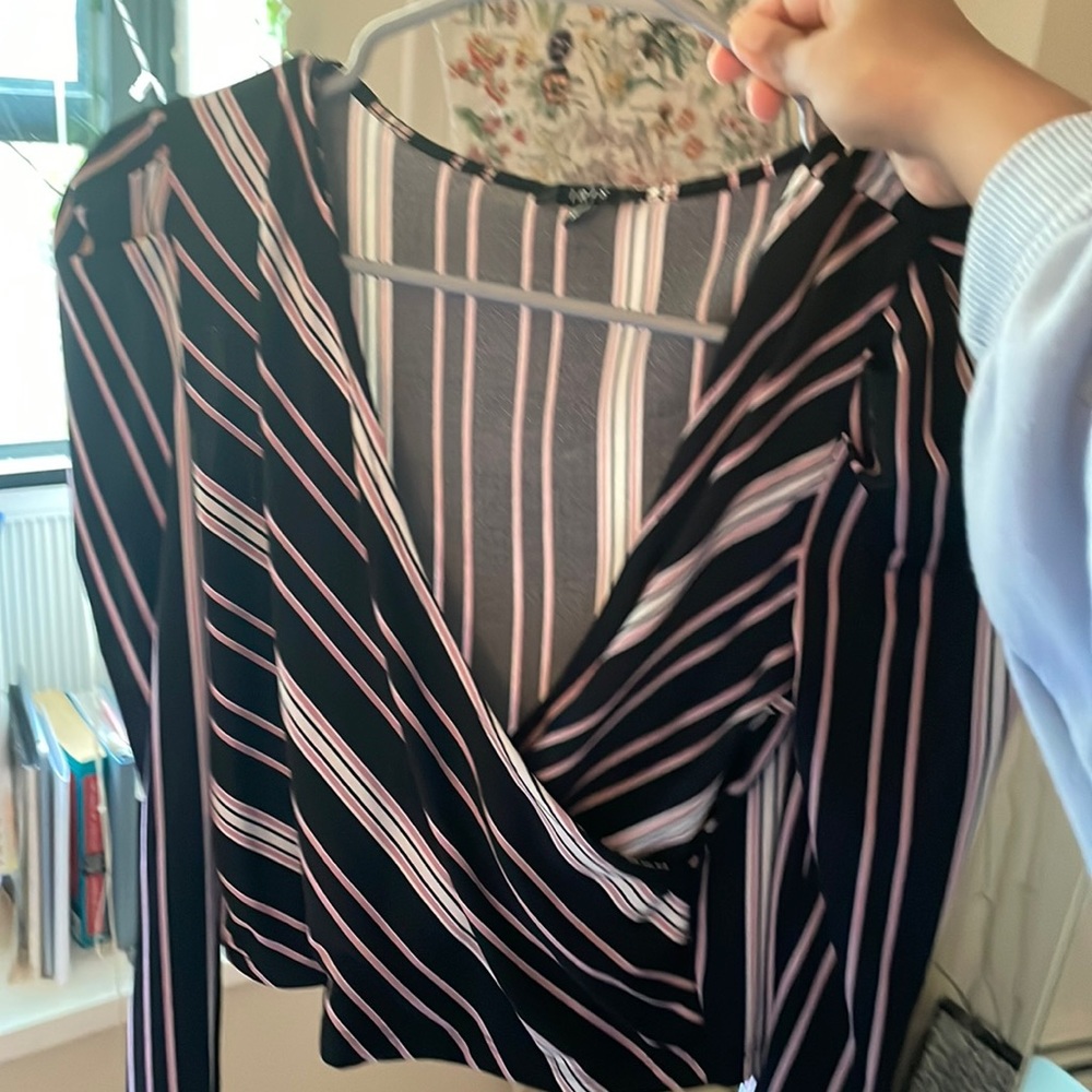 striped top